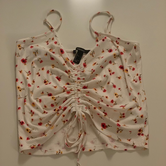 Forever 21 Tops - Floral cropped tank with ruched drawstring front Forever 21 Tops - Floral cropped tank with ruched drawstring front